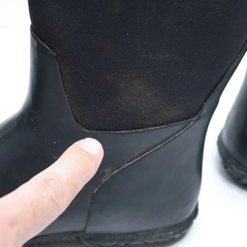 Bogs Youth 4 York Solid Black Waterproof Insulated Winter Rain Boots Pull On SEE